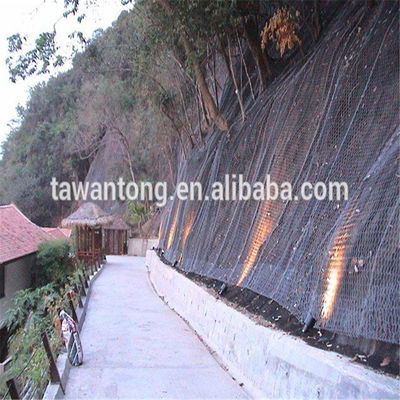 Alfombra de control de erosión de espesor de 14 mm para la construcción de carreteras en Vietnam y lista para el envío