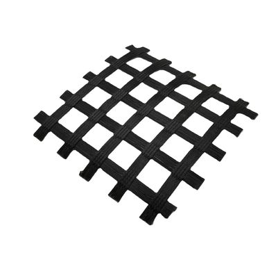 Alta resistencia a la tracción Poliéster PVC Biasaxial Geogrid Diseño tradicional para la industria