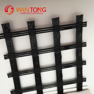 Poliéster de alta tracción Geogrid 120kn PVC recubierto 5m de ancho para la construcción de carreteras