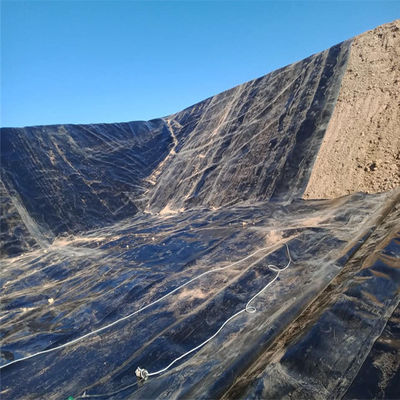 Tamaño de los rollos de geomembrana HDPE para la limpieza de estanques de piscifactorías para una prevención eficaz de fugas