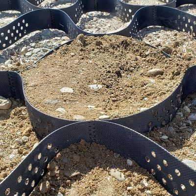 Grilla de pista de grava de geocell de plástico certificada por SGS para mejorar el rendimiento y la seguridad