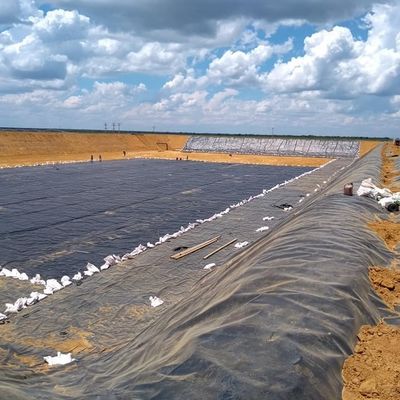 Geomembrana de plástico HDPE de 1 mm para el diseño tradicional en el revestimiento circular del estanque de peces del tanque