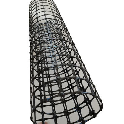 Red de plástico de PP Biaxal de la red geográfica para el refuerzo de la minería ancho 1-6m tamaño de malla 12,7 * 12,7mm