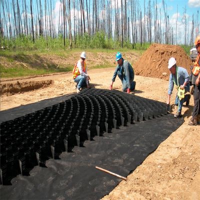 Geocelo amarillo para el refuerzo mejorado de grava y la construcción de muros de contención