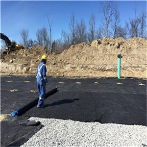 Geotextil no tejido de polipropileno para la construcción de carreteras en color gris