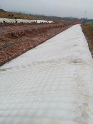 Tejido de revestimiento de suelo no tejido de diseño tradicional para la construcción de carreteras y geotextiles