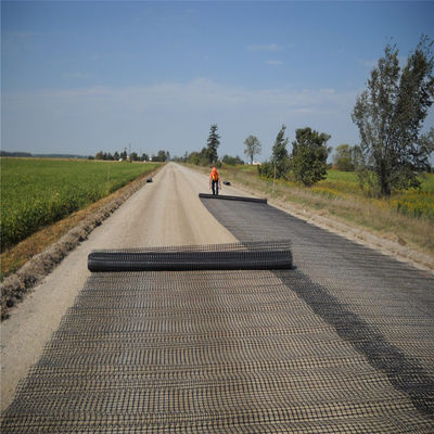 Ancho de rodillo de 1m Diseño asiático PE Rejilla de cerca uniaxial Geogrid para refuerzo de calzada