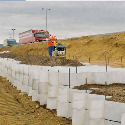 Diseño tradicional Geocell de plástico HDPE texturizado y perforado para la construcción de carreteras