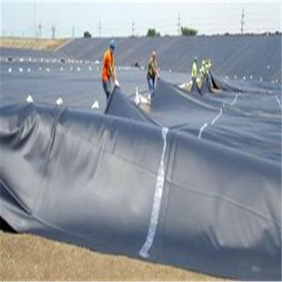 Geomembrana para impermeabilización de vertederos y biodigestores con el estándar GB/ASTM GRI-GM13