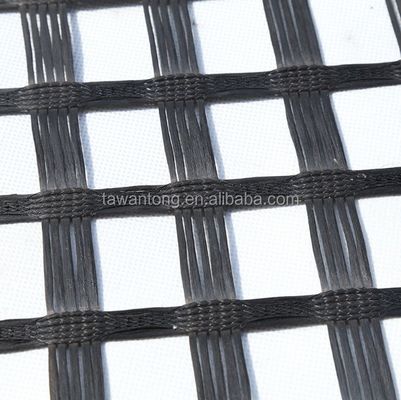Solidificación del suelo de la carretera Poliéster biaxal Geo Grid 80-80 PET 1m-6m de ancho Bitumen recubierto