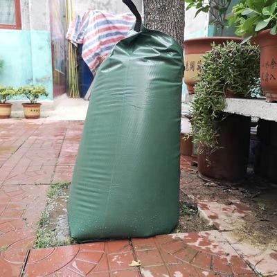 Bolsas de riego de árboles de 15/20 galones para la ocasión de la graduación y otros sistemas de riego