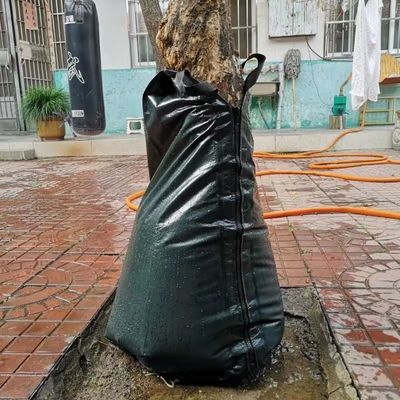 Sistema de riego por goteo en bolsas de riego de árboles Ahorro de agua y apoyo al desarrollo de las raíces