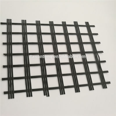 12.7*12.7mm 25.4*25.4mm Tamaño de malla Grilla geográfica de fibra de vidrio recubierta de betún para carreteras de asfalto