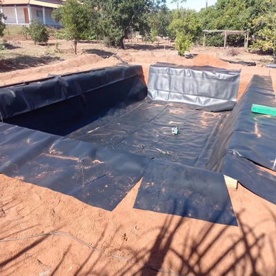 0Geomembrana de HDPE de.5 mm para estanques de recubrimiento de estanques de anchura de 2 a 8 m Geomembrana de HDPE