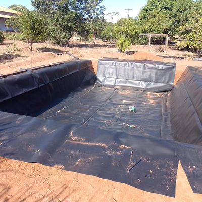 Refuerzo de la membrana geomembrana de HDPE para el revestimiento de la membrana del estanque para la materia prima 100% virgen de HDPE LLDPE