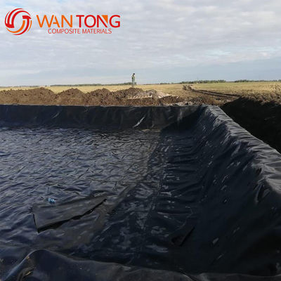 Geomembrana para cubrir estanques de piscifactorías en HDPE blanco y negro para la protección del medio ambiente