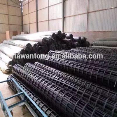 Geogrid compuesto de plástico de acero de 20 kn-1200 kn para la construcción de carreteras y estabilización del suelo