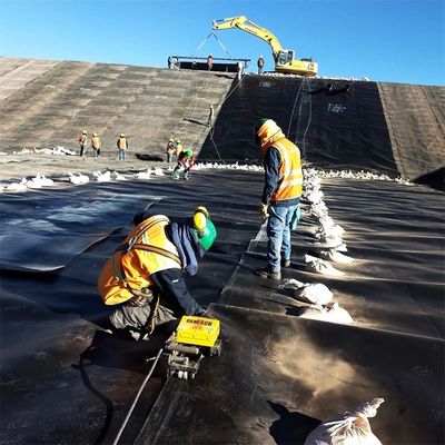 1Geomembrana de HDPE de.2 mm para la construcción de presas en Uganda