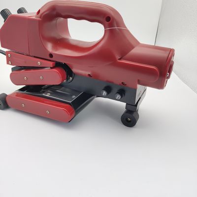 Soldador de membrana de HDPE rojo y negro de 0,85kW versátil para soldadura de geomembranas plásticas