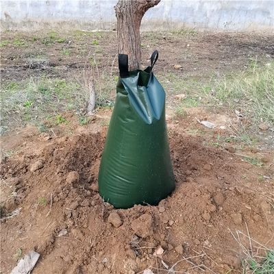 Bolsa de agua de goteo de liberación lenta de 75L para árboles y arbustos Tarpaolin de PVC de uso pesado 650g 2