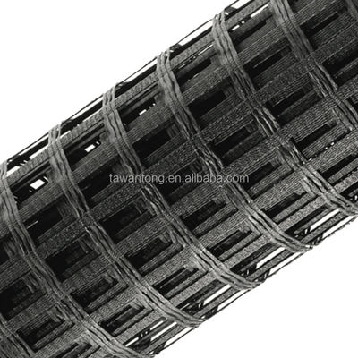 Geogrid de fibra de vidrio recubierta de betún 50KN El producto esencial para el refuerzo de carreteras