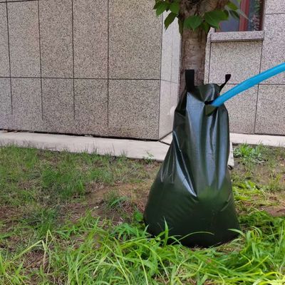 250-3500g PE Bolso de riego para árboles Sistema de riego de liberación lenta para árboles 4 paquetes 20 galones