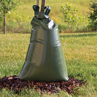 Saco de riego para árboles plantados con sistema de riego por goteo y liberación lenta de 20 galones
